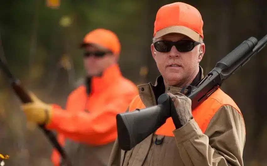 Why Choose Daylight Fluorescent Orange Clothing for Hunting?
