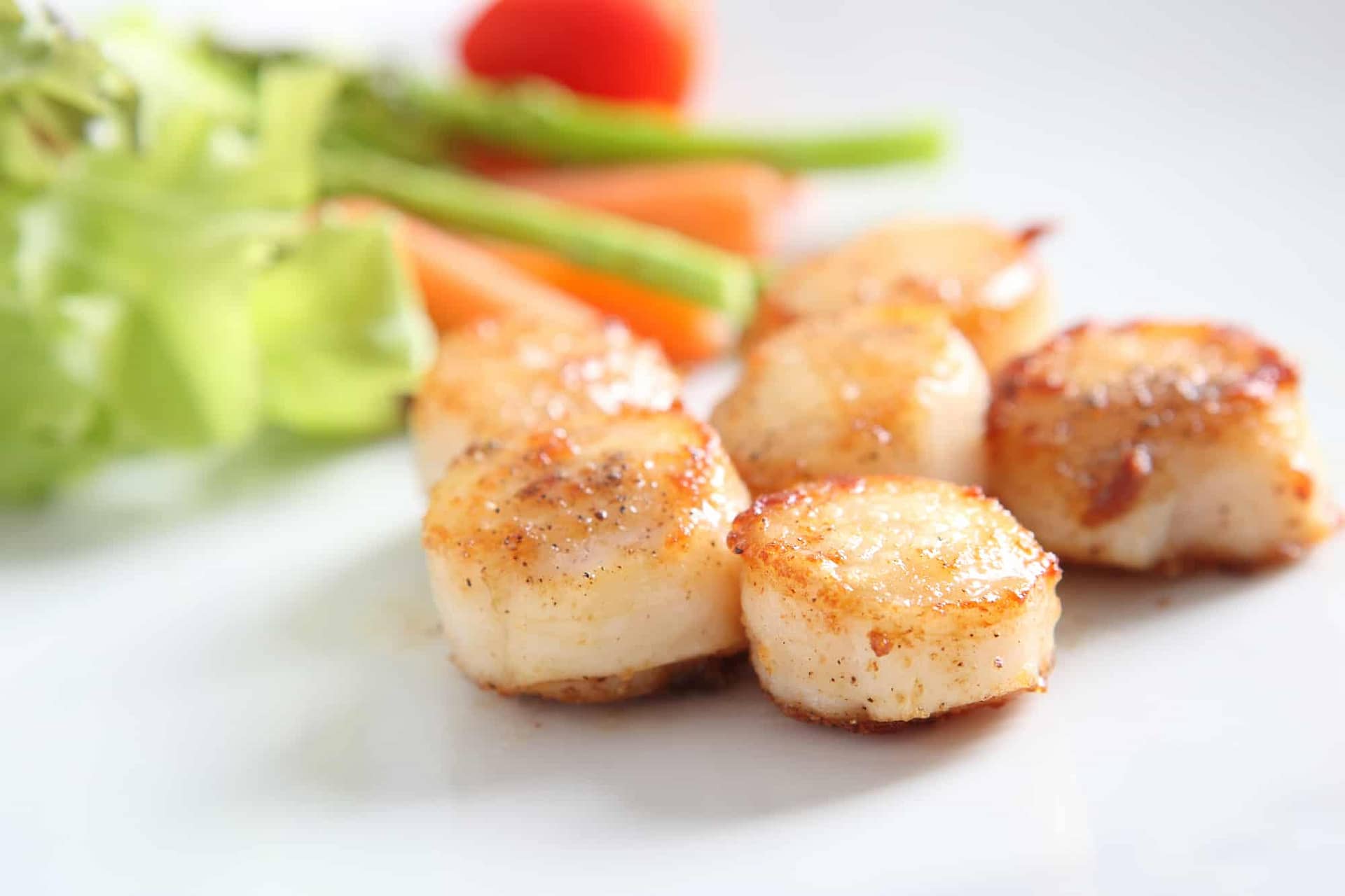 Uncovering the Truth: Why Are Scallops Expensive?